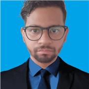 Profesor de sociales y cátedra de paz, excelente enseñando a niños y muy pedagógico